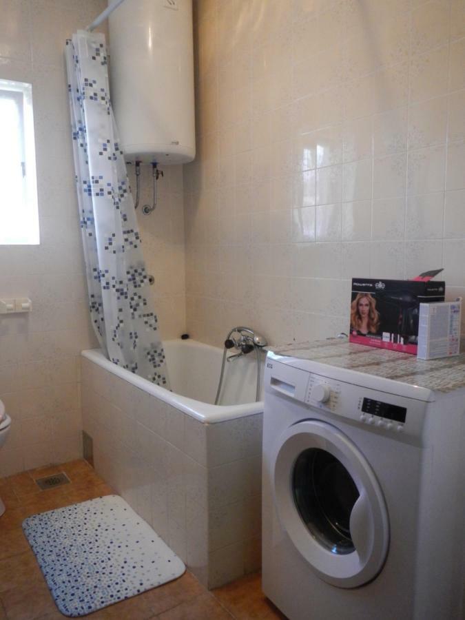 Dinka'S Apartment Stari Grad  Eksteriør billede